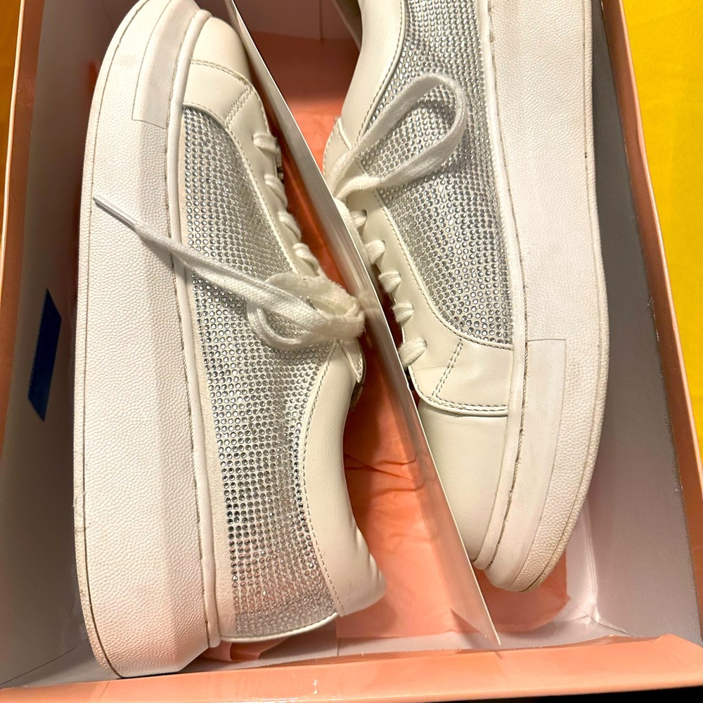 Juicy Couture Dorothy White Rhinestone Bling Sneaker-sz 9.5 - Picture 3 of 10